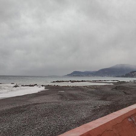Appartamento Mama Monolocale Terrazzo Vista Mare Ventimiglia Exterior foto