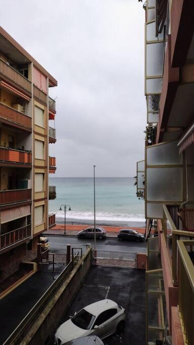 Appartamento Mama Monolocale Terrazzo Vista Mare Ventimiglia Exterior foto